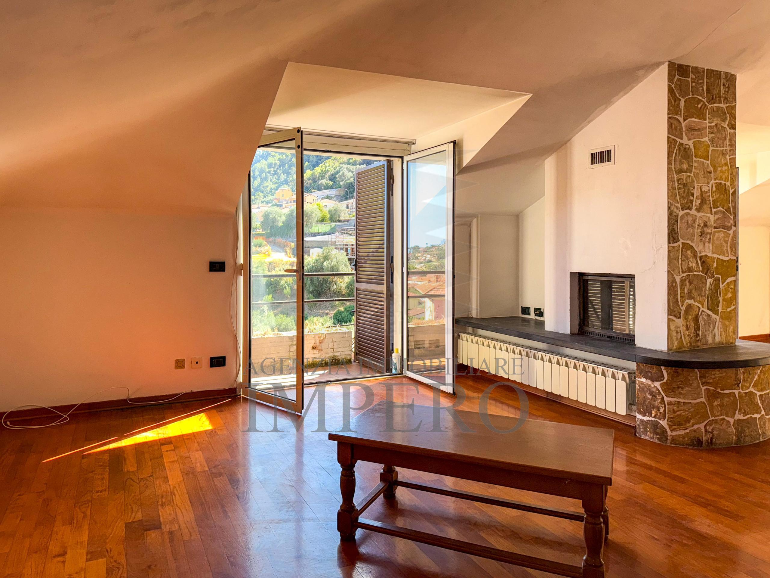 Appartamento vista mare in localit� gray 14, Camporosso