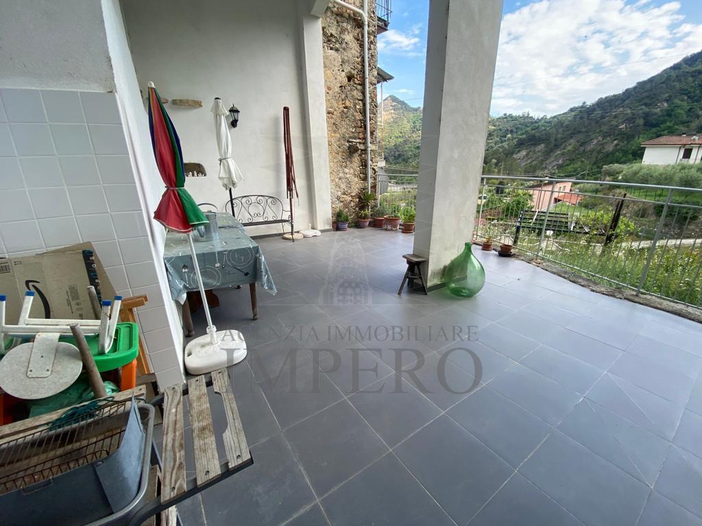 Casa indipendente con giardino in strada case cardi 6a, Ventimiglia