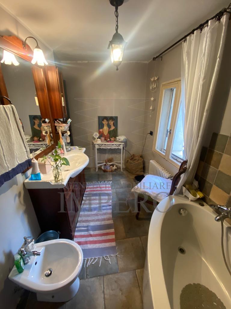 Casa indipendente con giardino in strada case cardi 6a, Ventimiglia