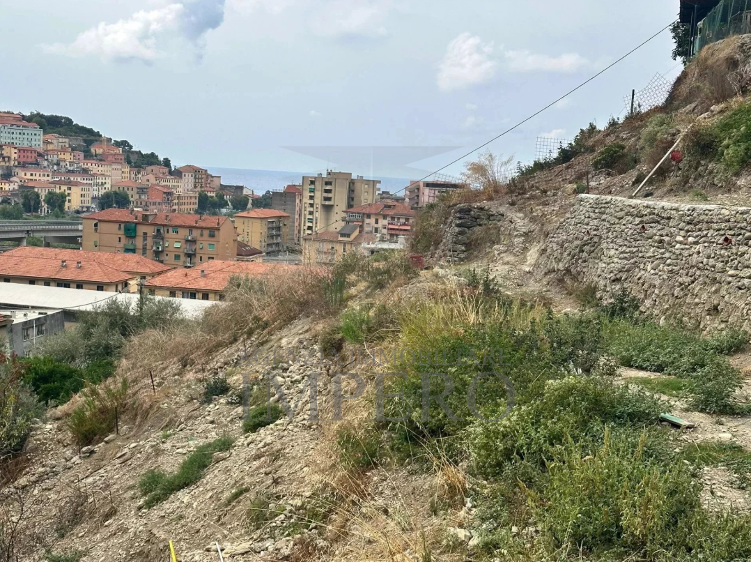 Terreno Agricolo in vendita in via monsignor nicol� peitavino, Ventimiglia