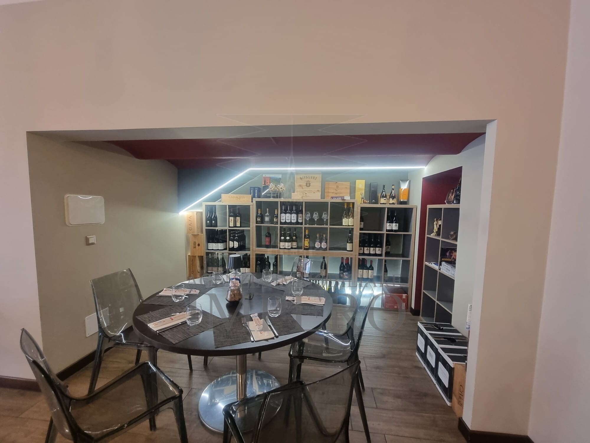 Locale commerciale in vendita in via sir thomas hanbury 13c, Ventimiglia