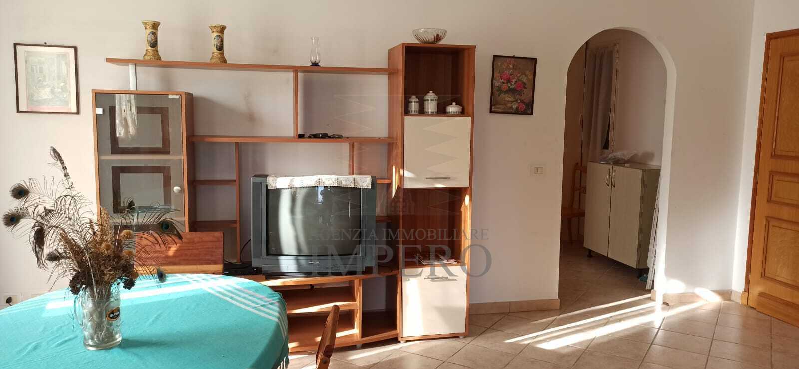 Villa con giardino in frazione carletti 1, Ventimiglia