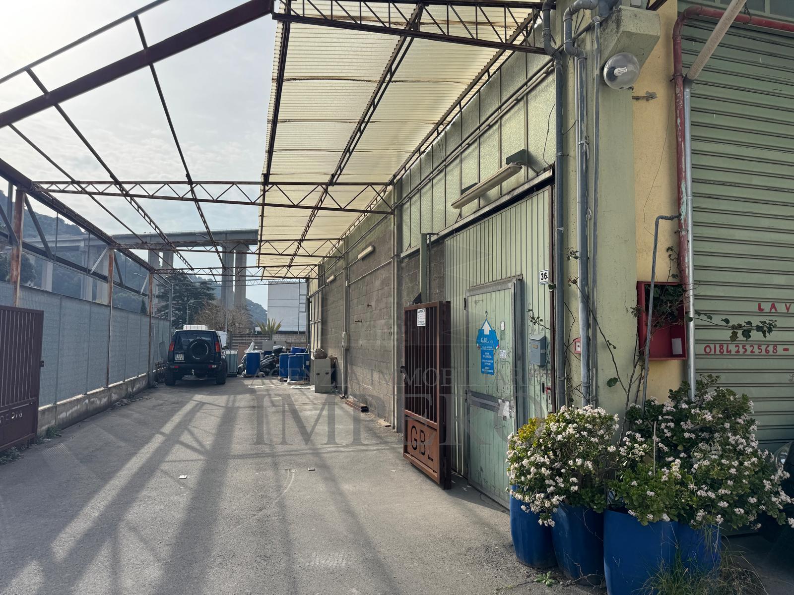 Capannone in vendita in via braie, Camporosso