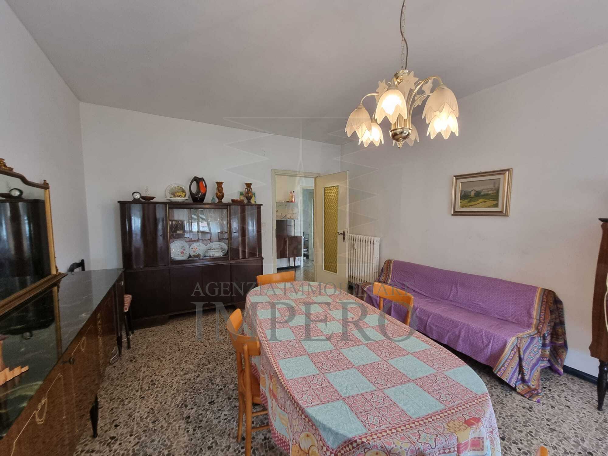 Appartamento con terrazzo in via braie 39, Camporosso