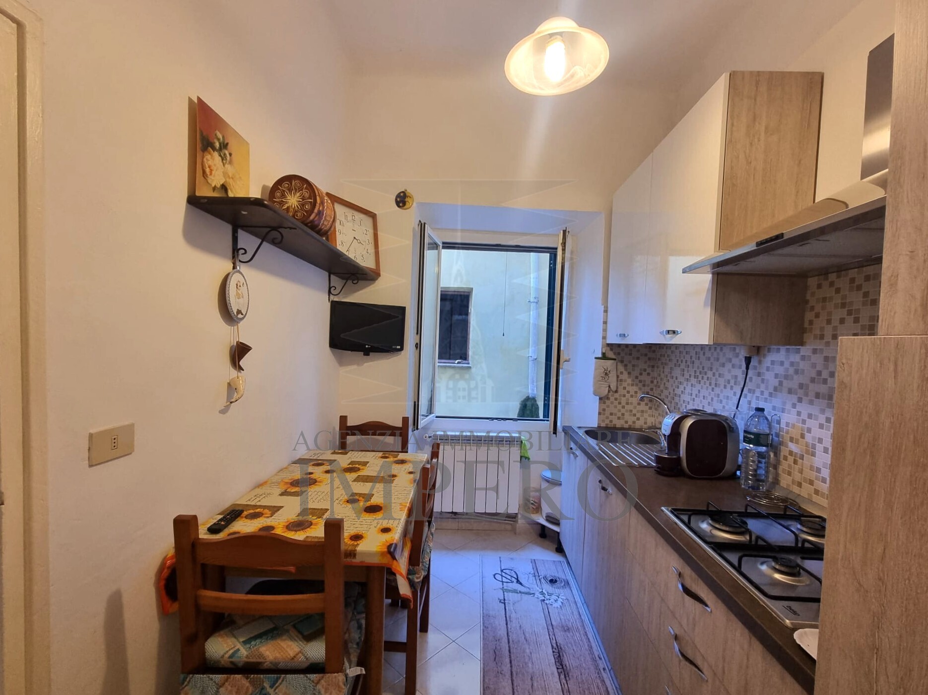 Bilocale in vendita in vico saonese 18, Ventimiglia