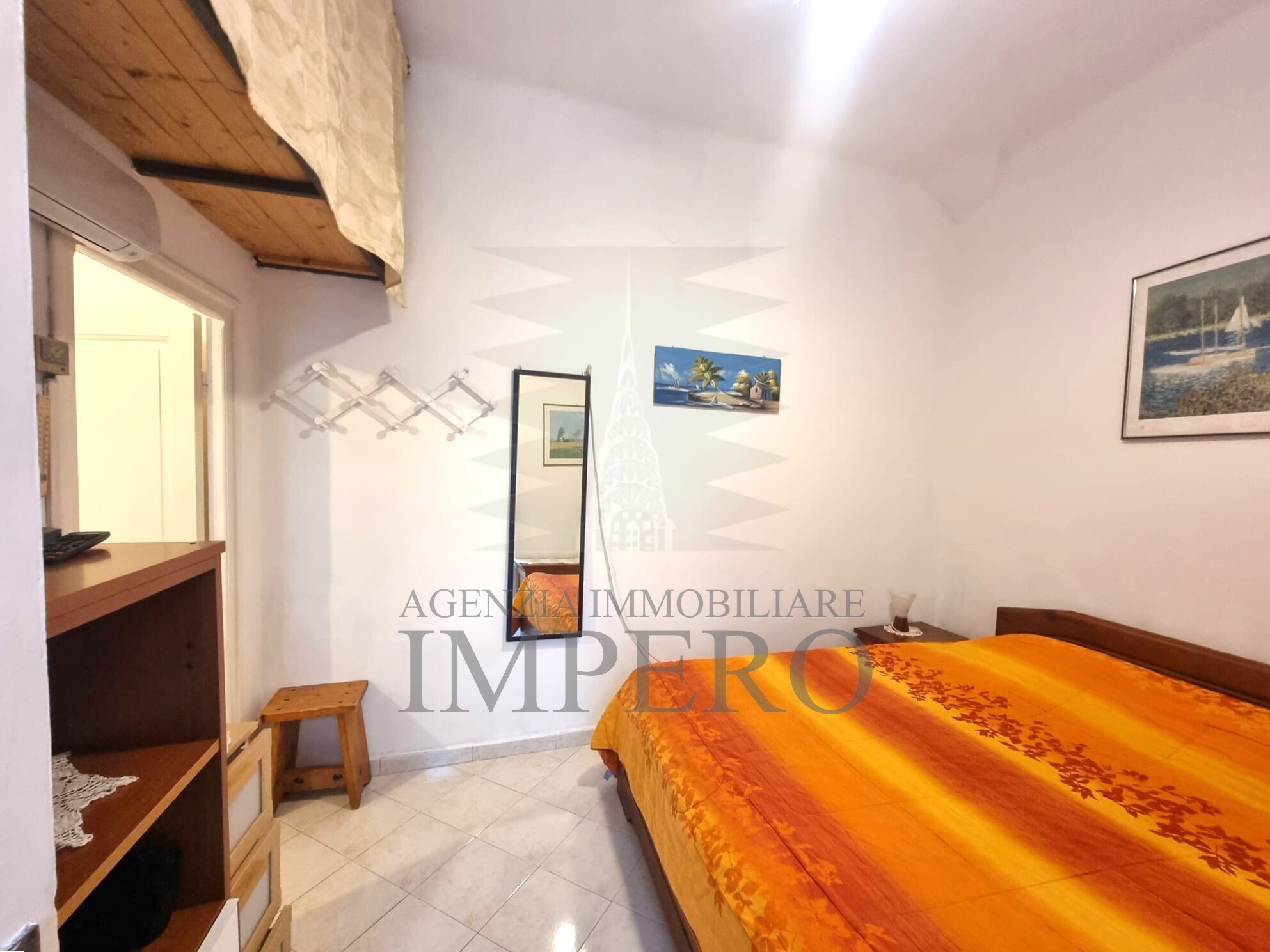 Bilocale in vendita in vico saonese 18, Ventimiglia