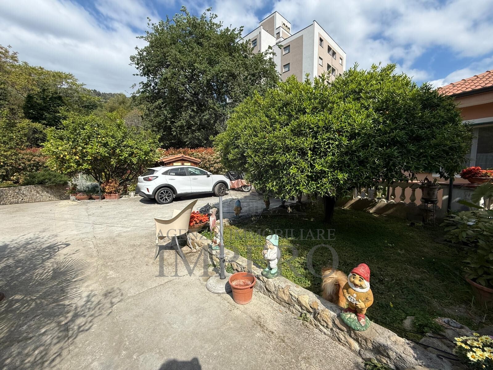 Casa indipendente con giardino in via gallardi 75, Ventimiglia