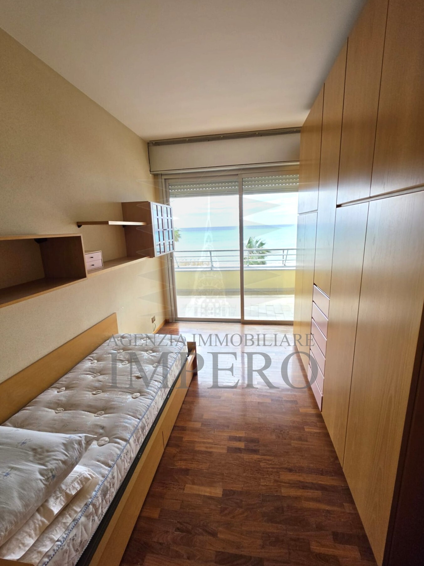 Appartamento vista mare in lungomare varaldo 67, Ventimiglia