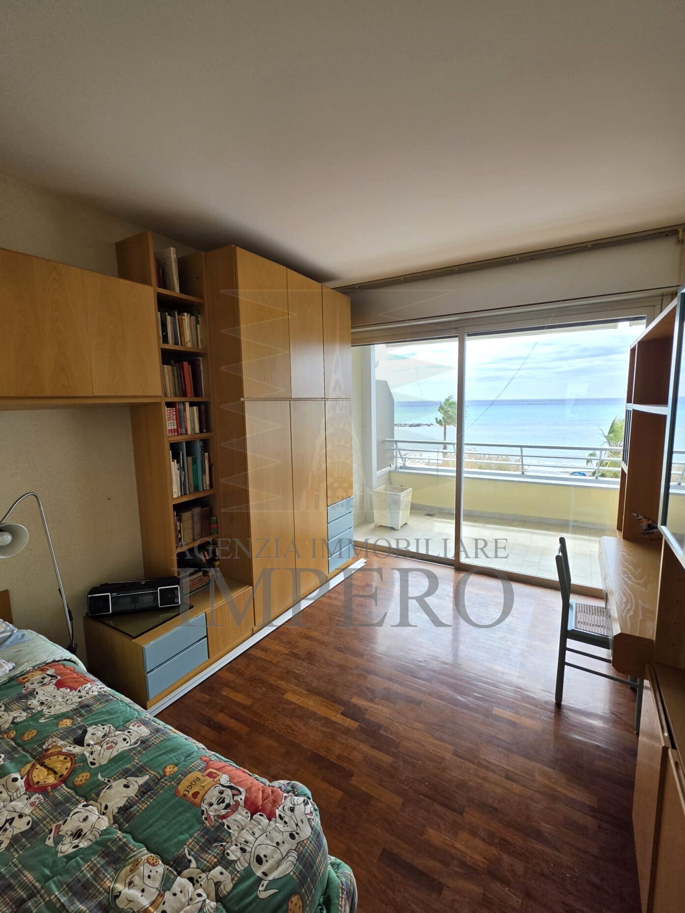 Appartamento vista mare in lungomare varaldo 67, Ventimiglia