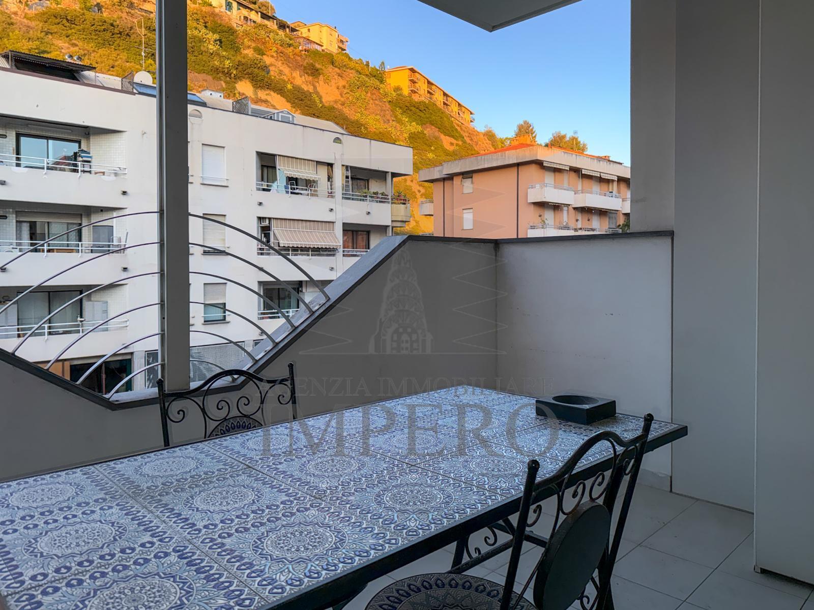 Bilocale con terrazzo in via sottoconvento 51, Ventimiglia