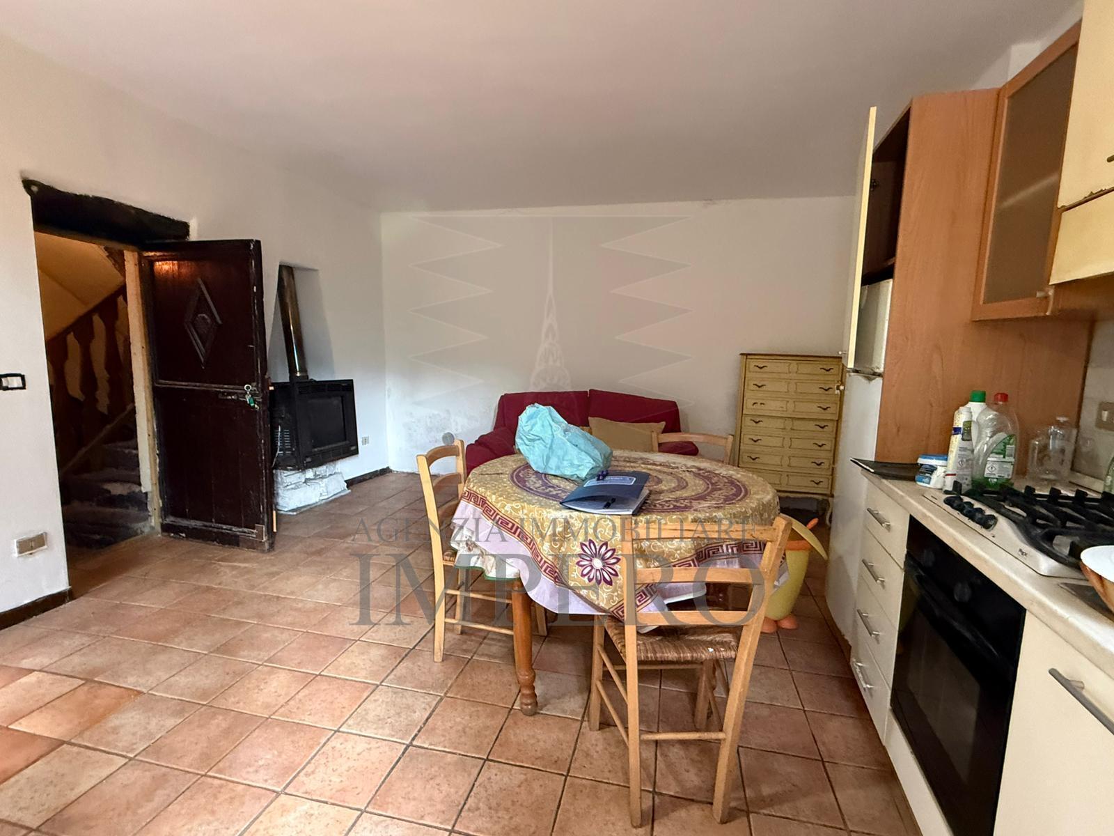 Bilocale in vendita in via roma 7, Apricale