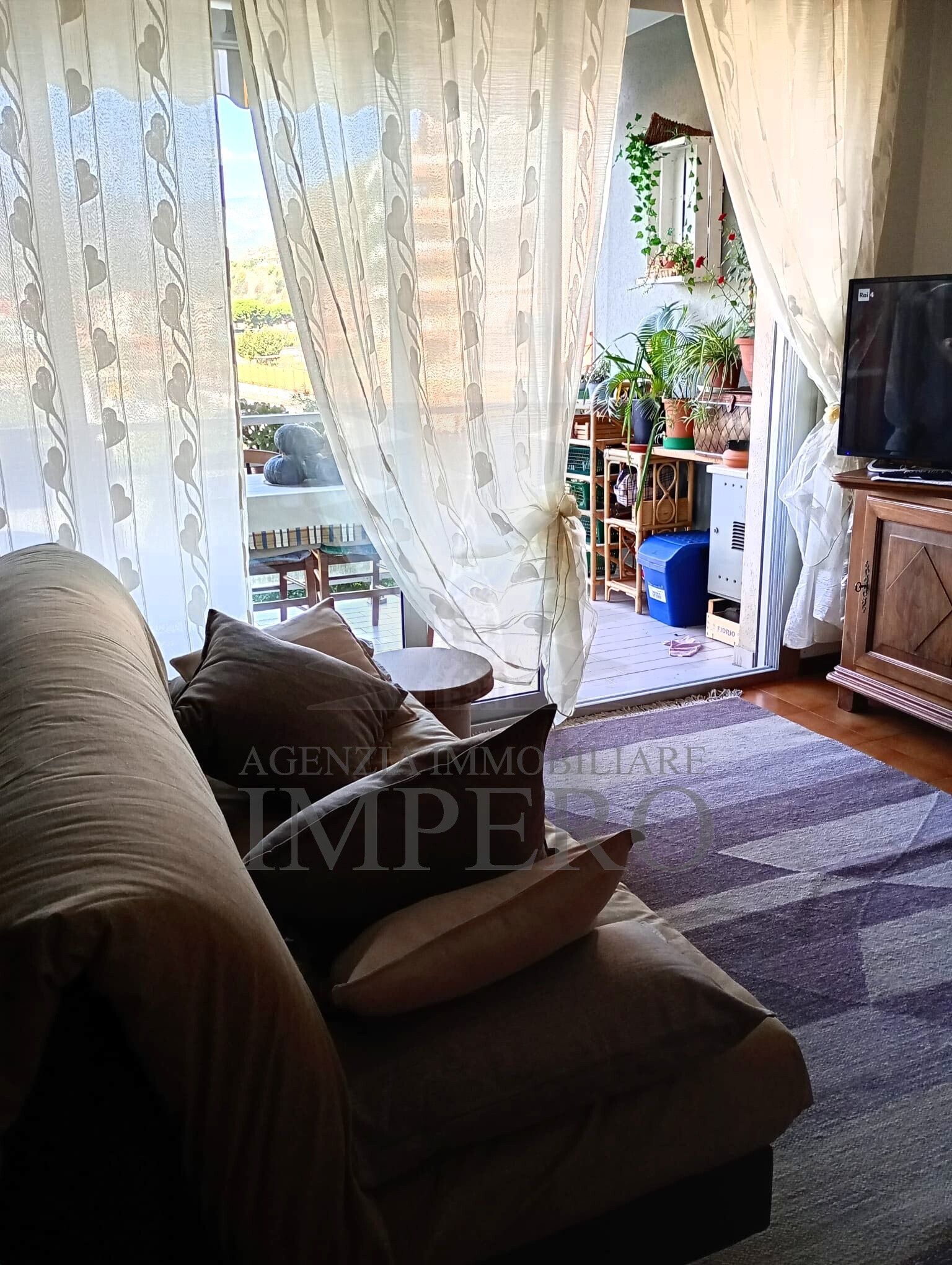 Quadrilocale con terrazzo in lungomare varaldo 51, Ventimiglia