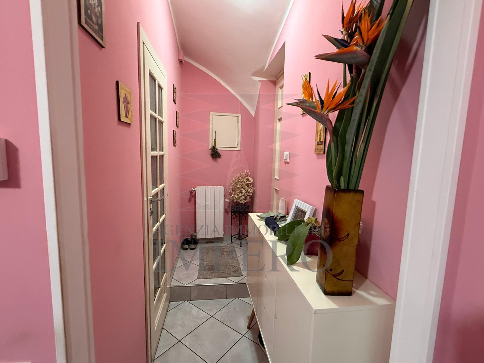 Trilocale con terrazzo in via matteotti 5, Perinaldo