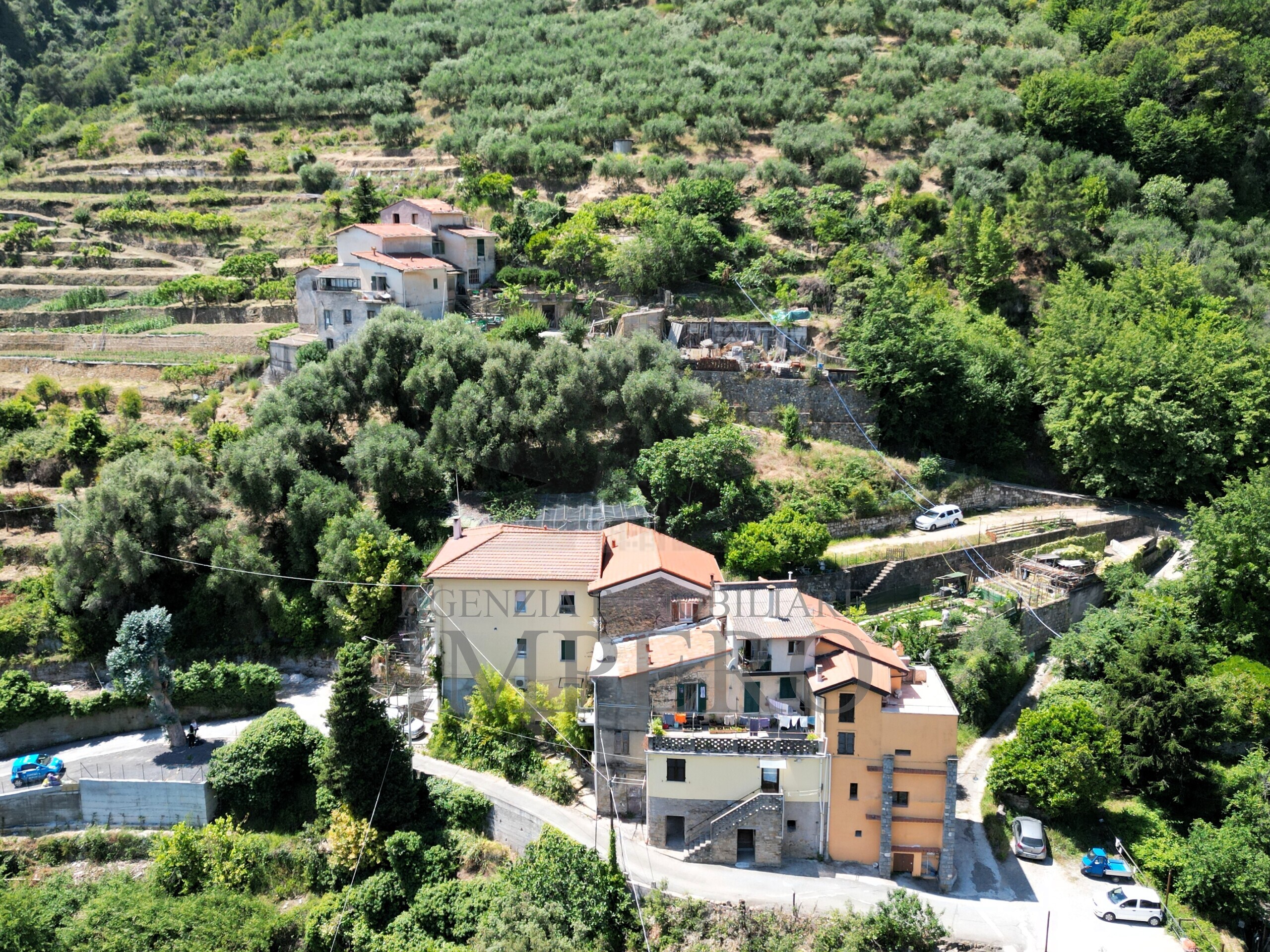 Casa indipendente con giardino in via felice cascione 19, Ventimiglia