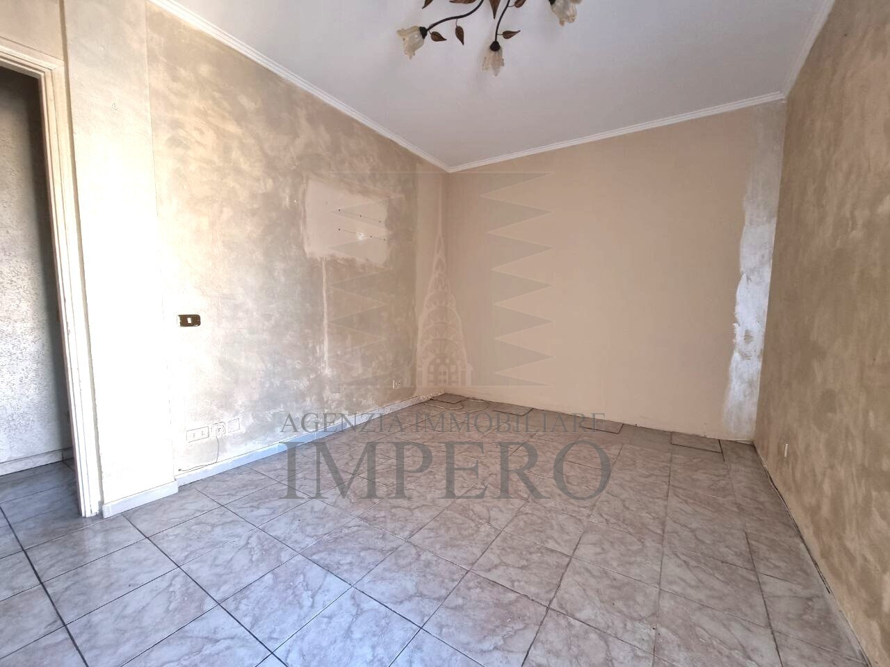 Quadrilocale da ristrutturare in via san secondo 11, Ventimiglia
