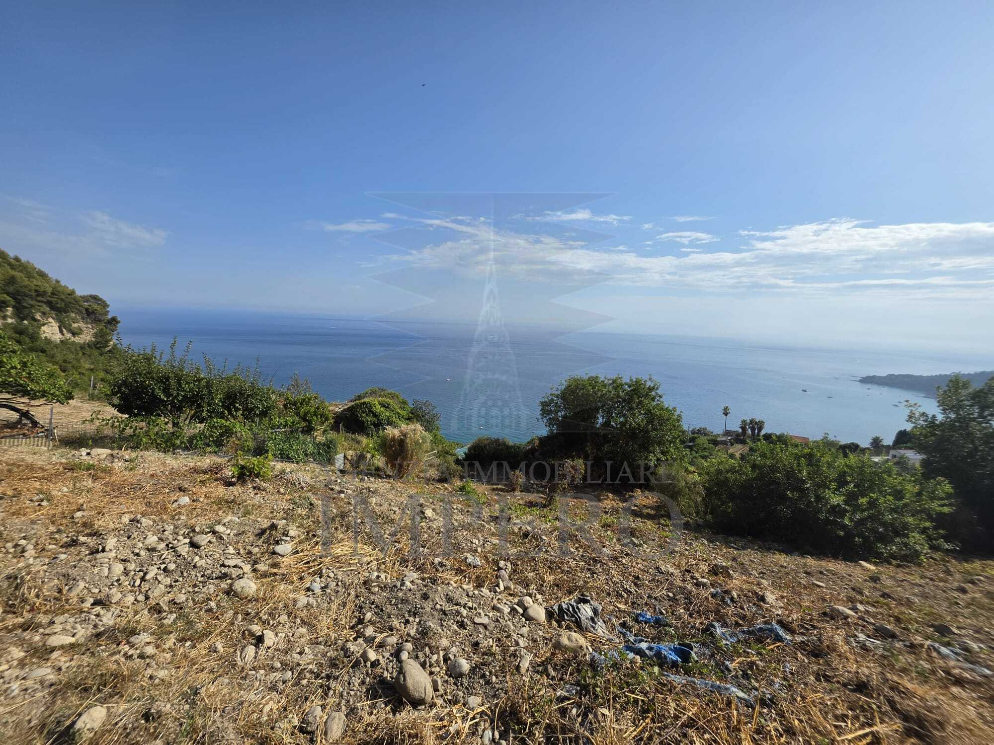 Terreno Agricolo vista mare in localit� ville superiori 30, Ventimiglia