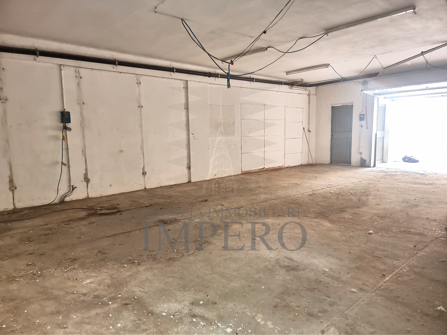 Magazzino in vendita in corso genova 14, Ventimiglia
