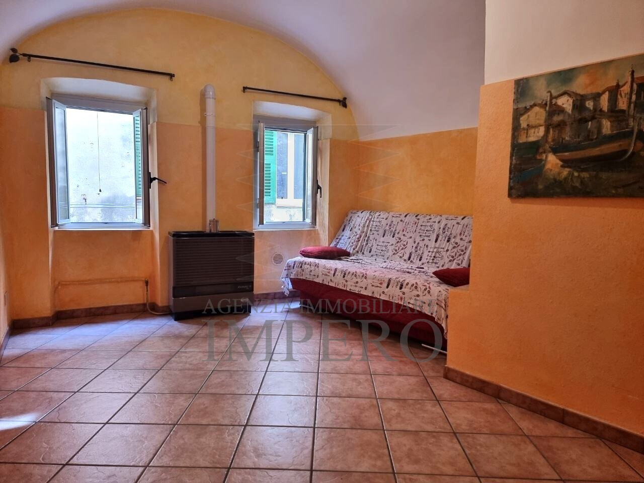 Bilocale in vendita in salita alle mura 17, Ventimiglia