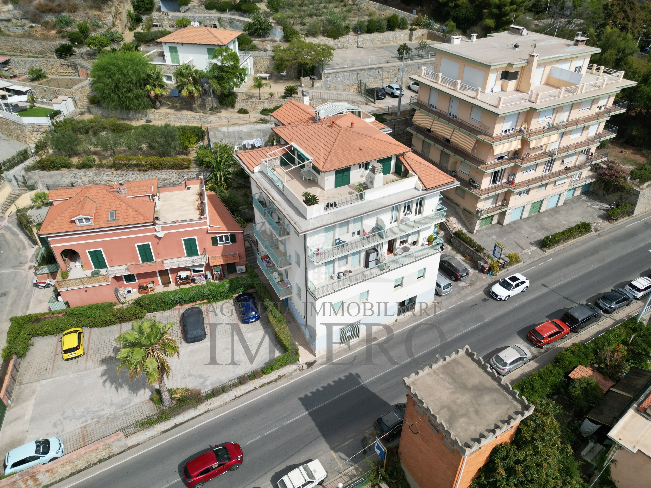 Trilocale in vendita in via arziglia 129, Bordighera