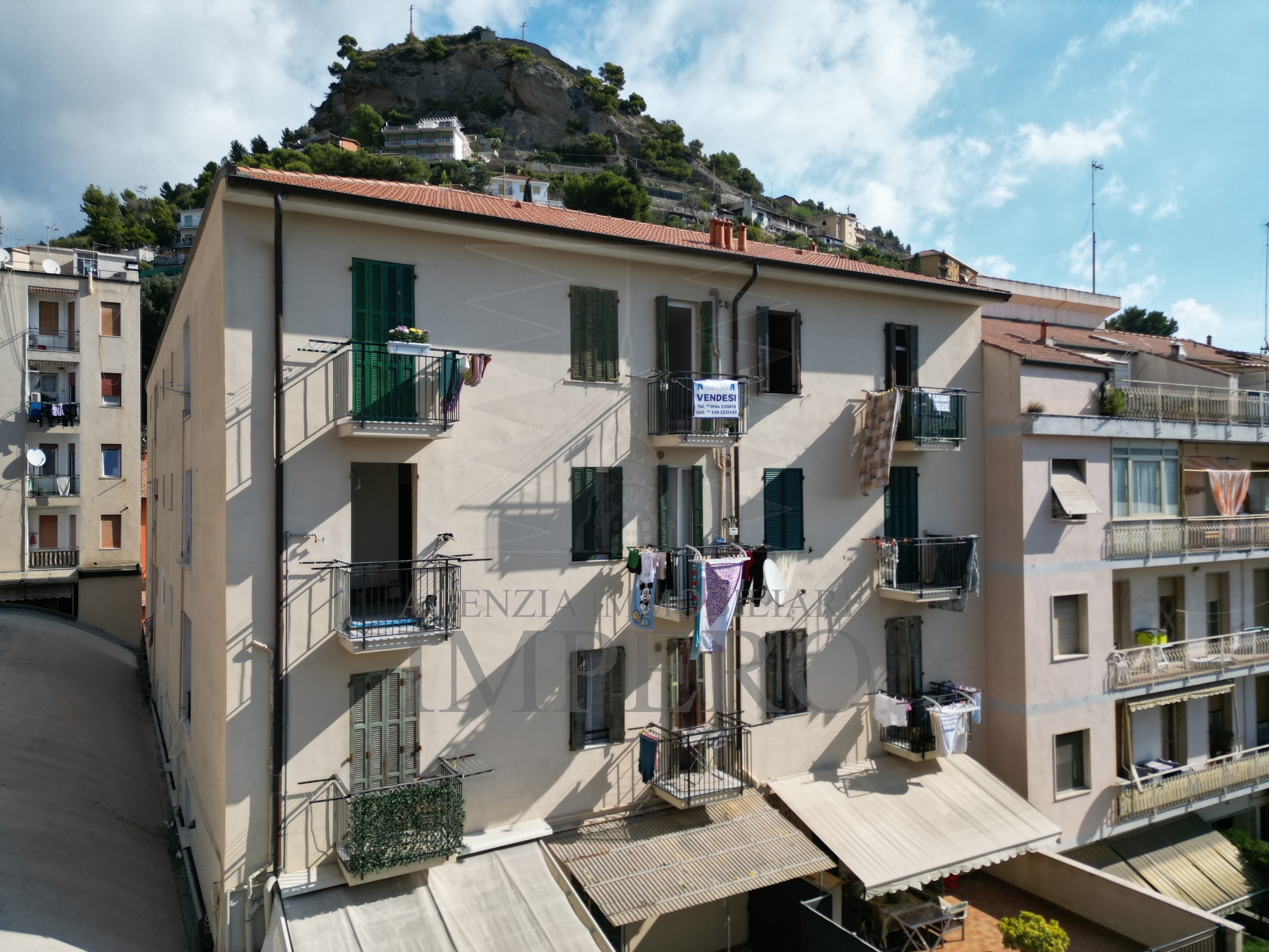 Trilocale vista mare in corso genova 36, Ventimiglia