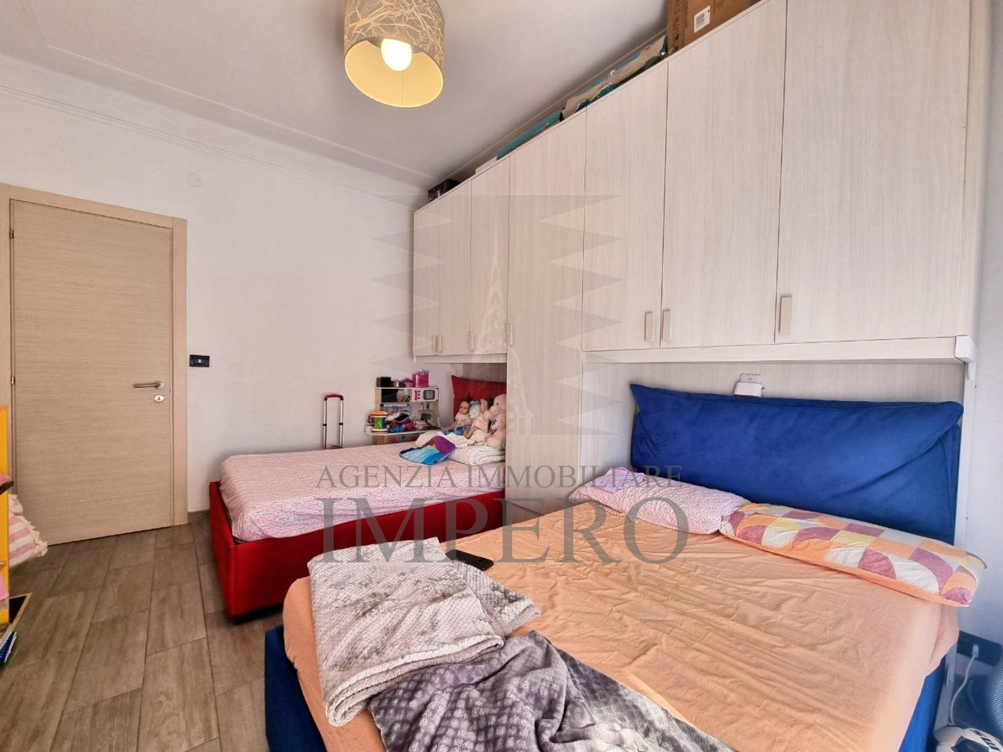 Trilocale con terrazzi in via roma 42, Ventimiglia