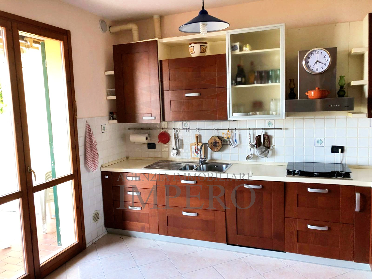 Casa indipendente con giardino in via appio 17, Ventimiglia