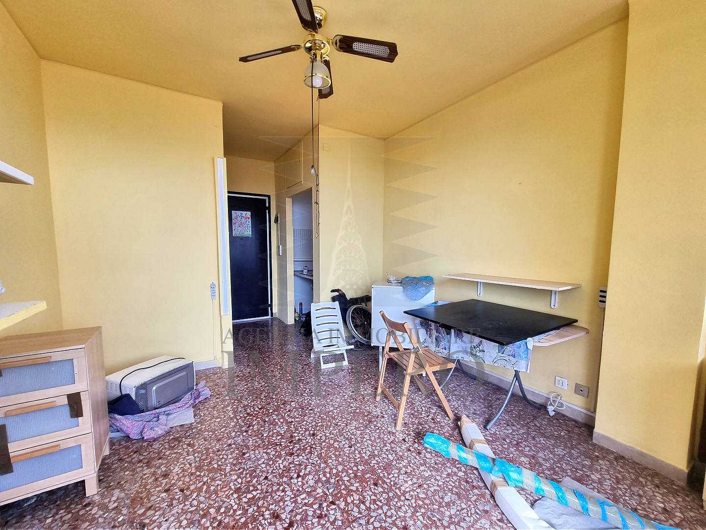 Monolocale da ristrutturare in passeggiata g. oberdan 1, Ventimiglia