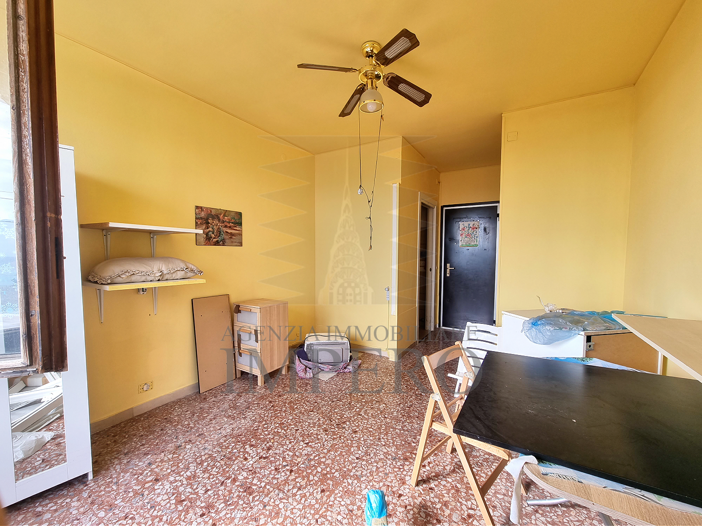 Monolocale da ristrutturare in passeggiata g. oberdan 1, Ventimiglia