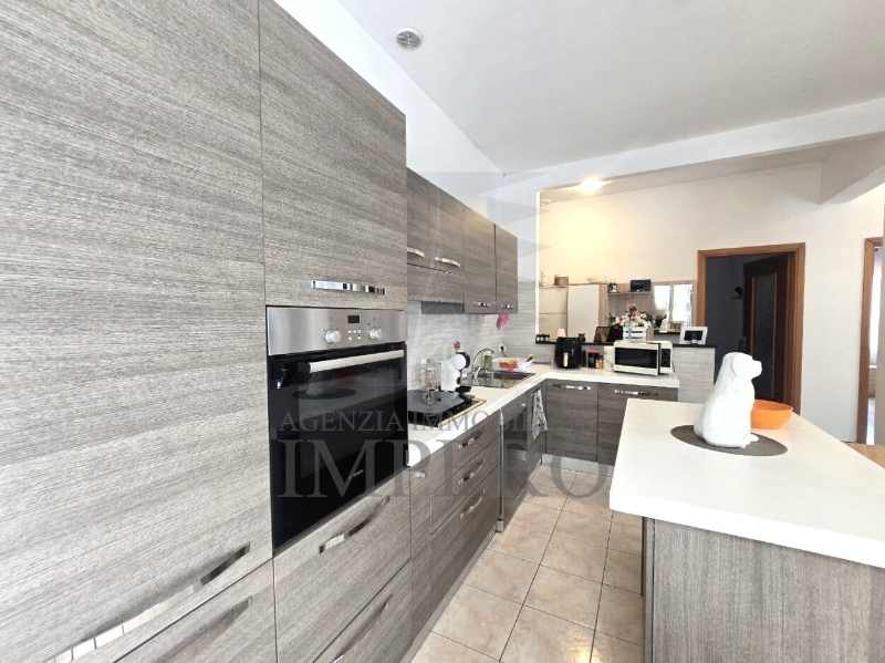 Casa indipendente con giardino in via ciappin 2, Ventimiglia