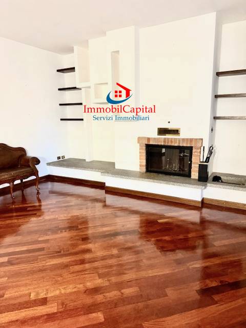 Appartamento in vendita a Cremona, Centro