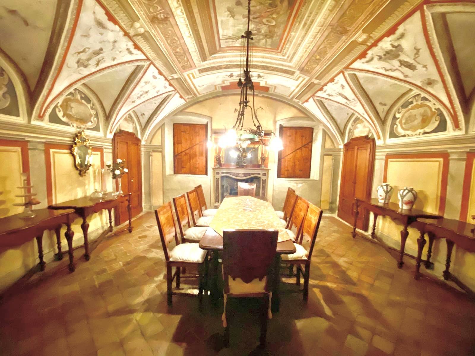 Villa in vendita a Tavernola Bergamasca