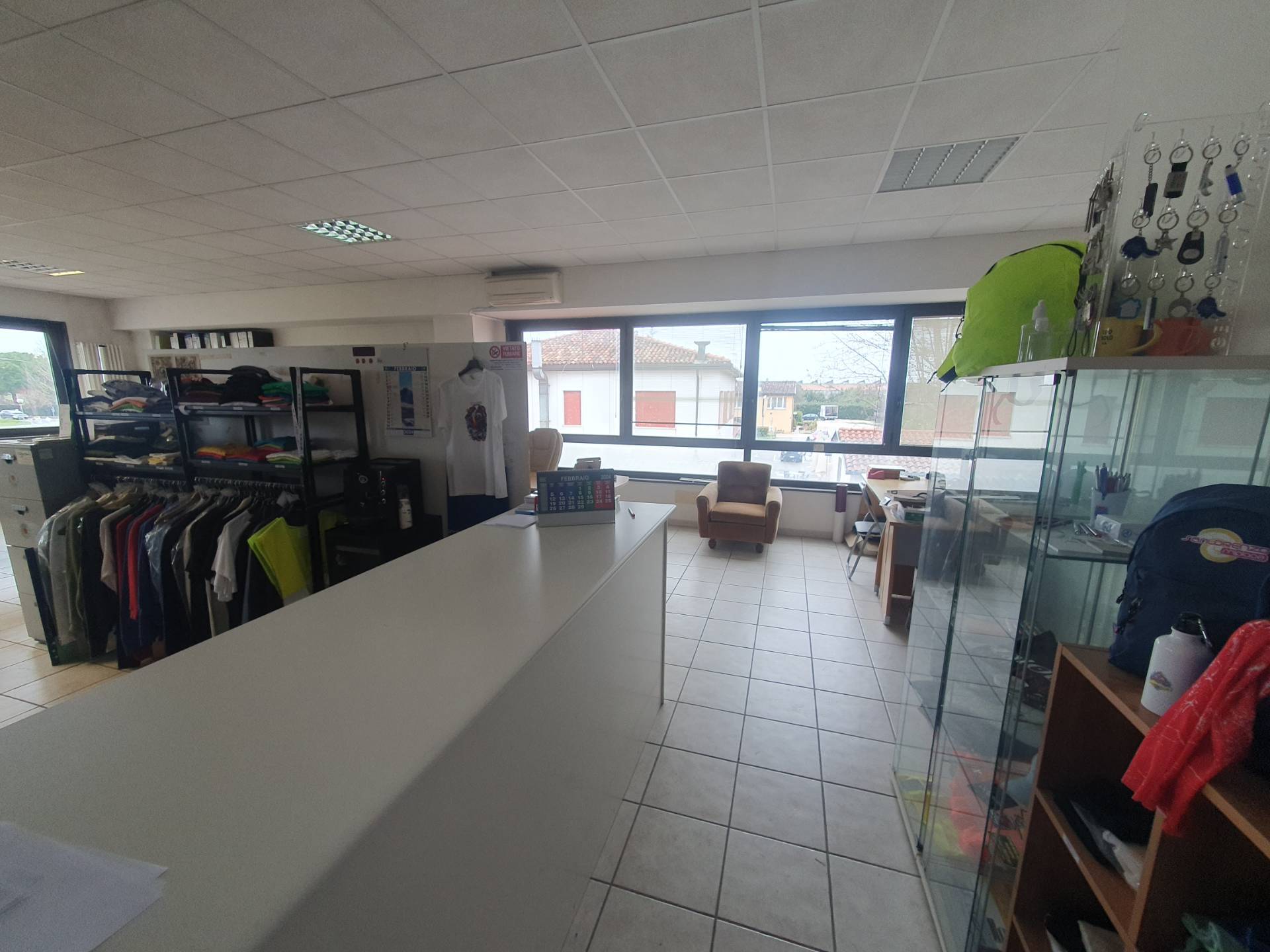 Locale commerciale in vendita a Sant'Agata sul Santerno