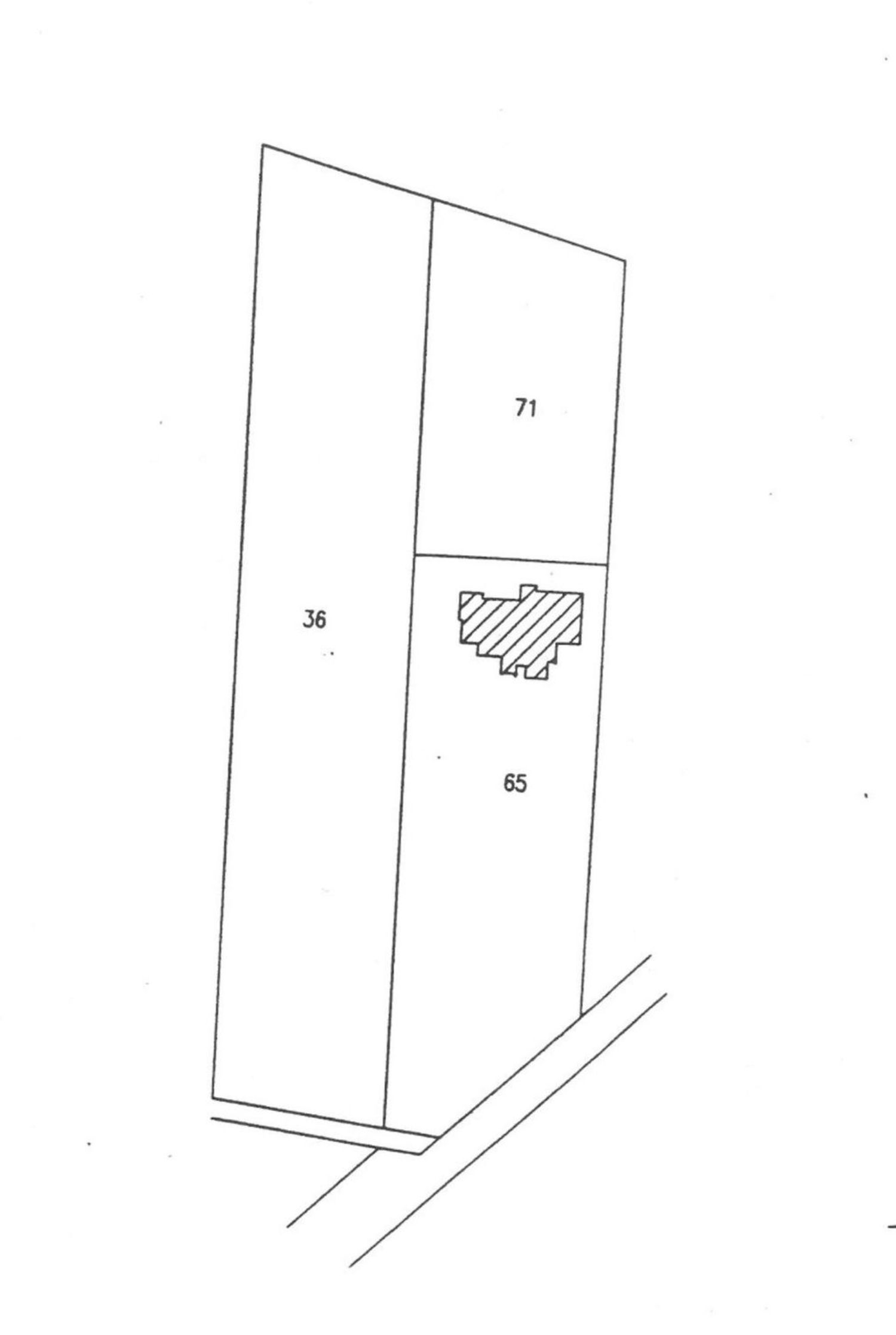 Locale commerciale in vendita a Montereale Valcellina, San Leonardo Valcellina