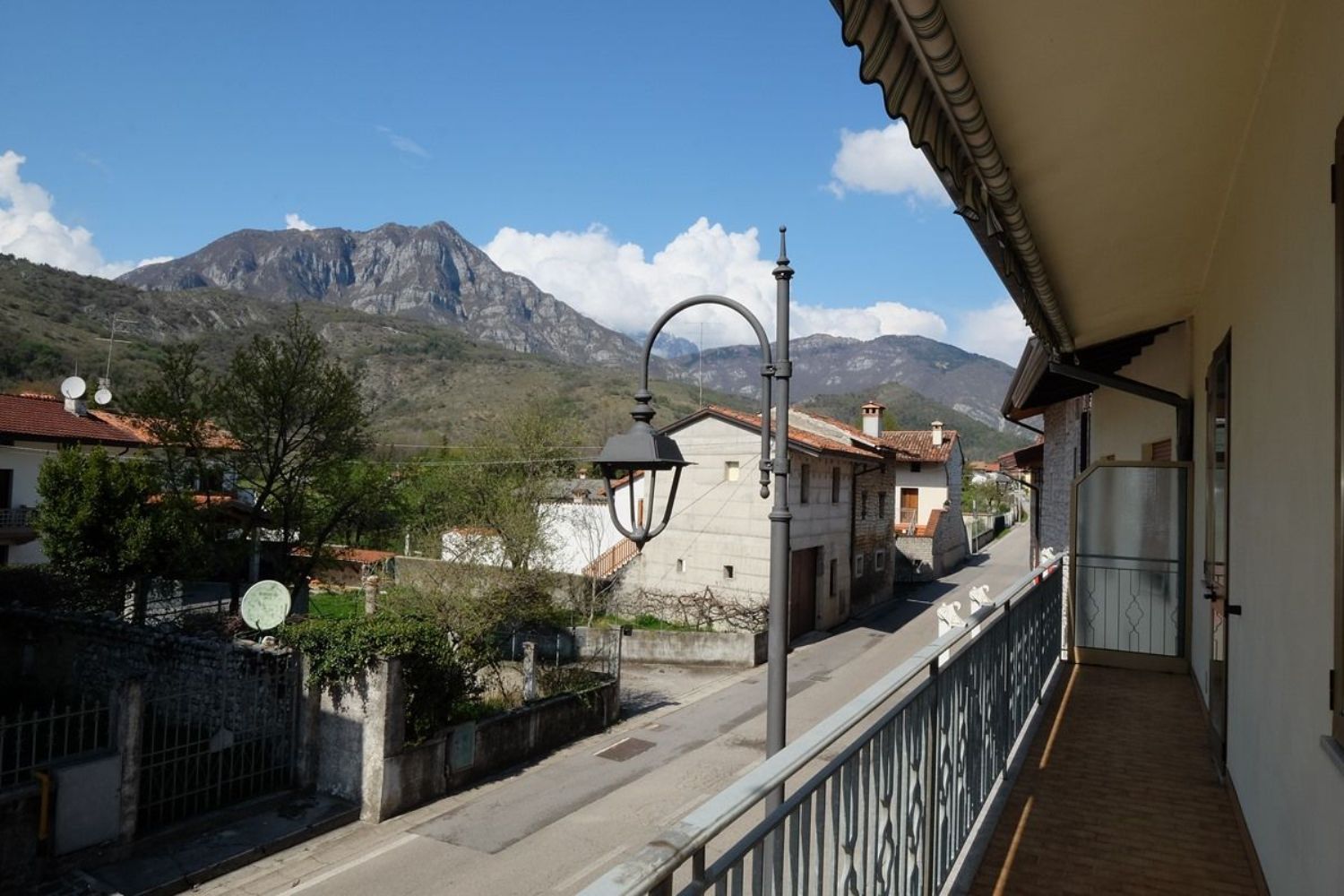 Villa in vendita, Montereale Valcellina malnisio