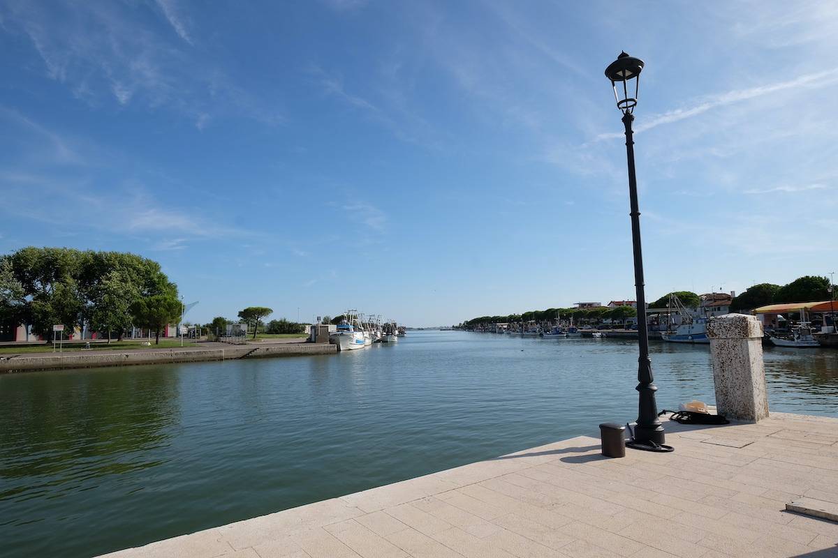 bifamiliare- edificio intero in vendita a Marano Lagunare