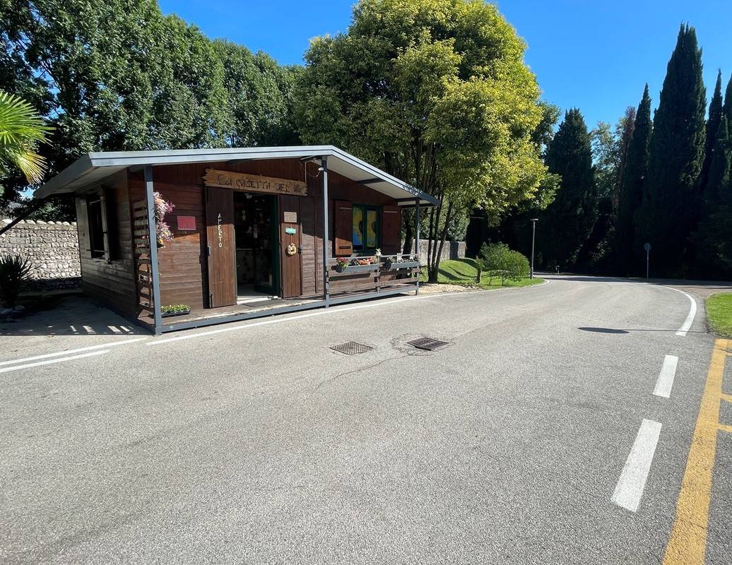 locale commerciale ed attivit in vendita a Porcia