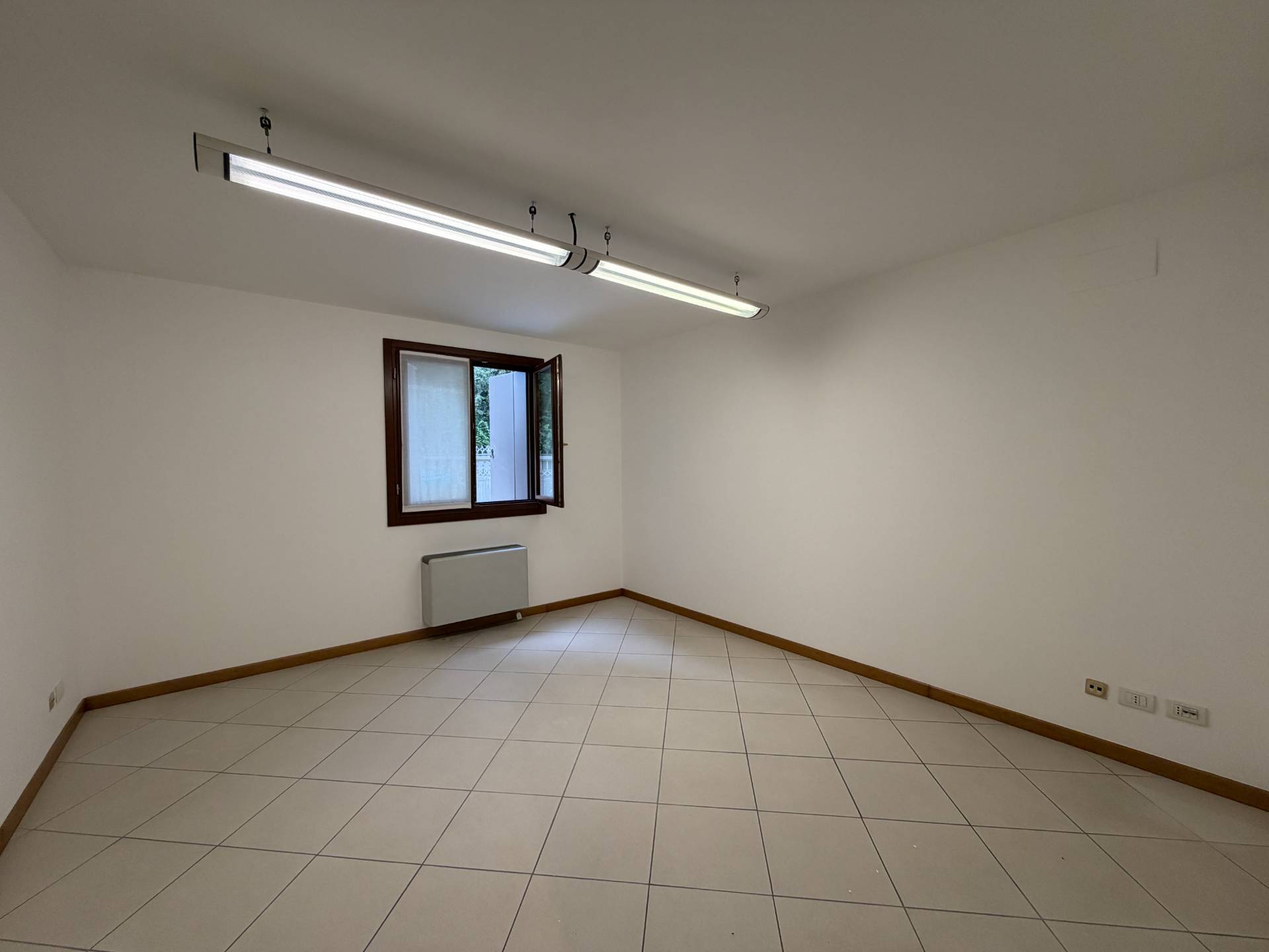 Studio/Ufficio in affitto a Pordenone, Centro