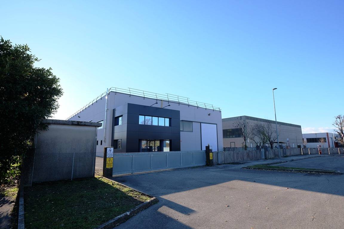 Capannone in affitto a Chions, Villotta