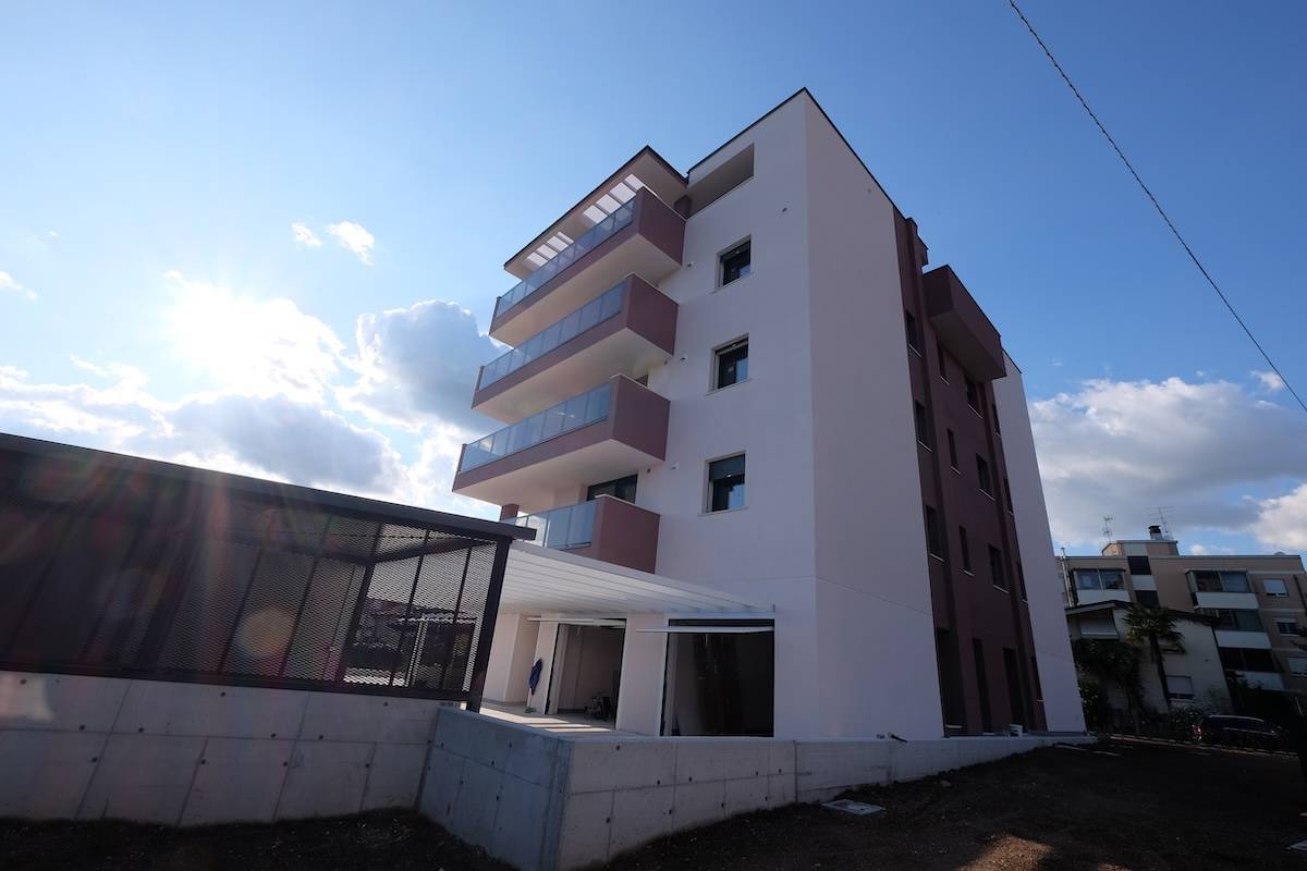 Attico in vendita a Pordenone, Semicentro