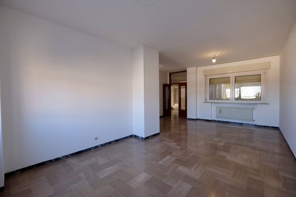 Appartamento in vendita a Pordenone, Centro