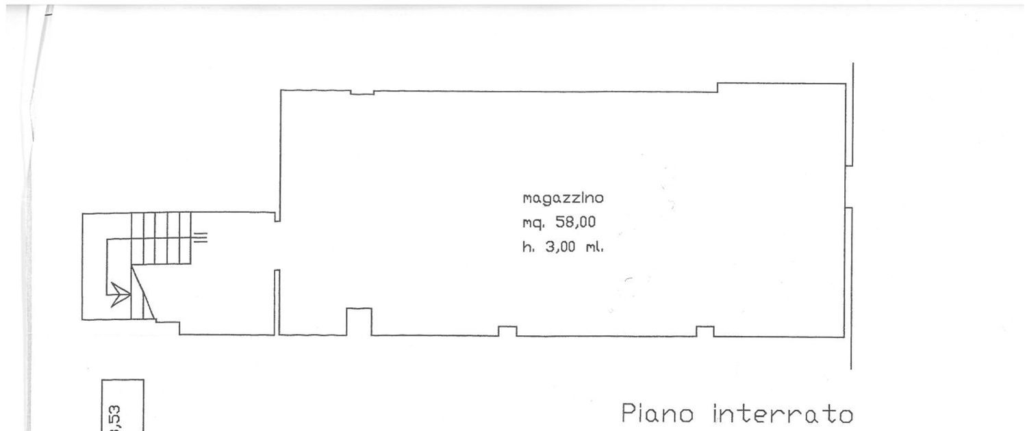 Locale commerciale in vendita a Maniago