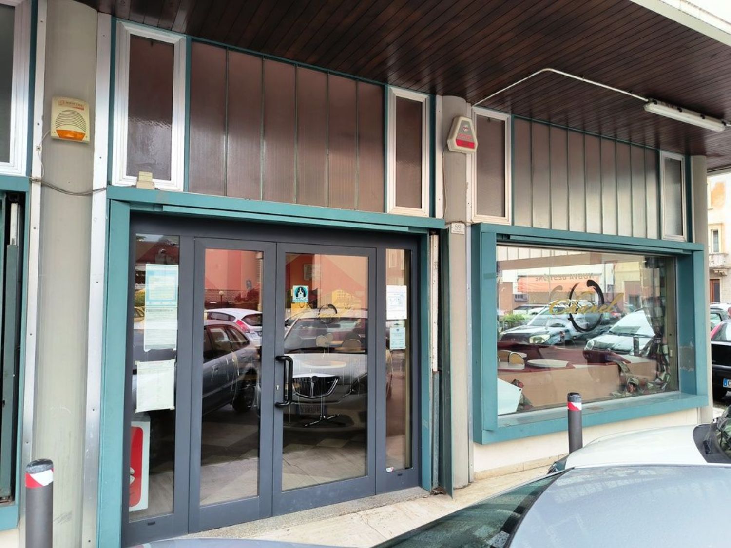 Locale commerciale in vendita a Maniago