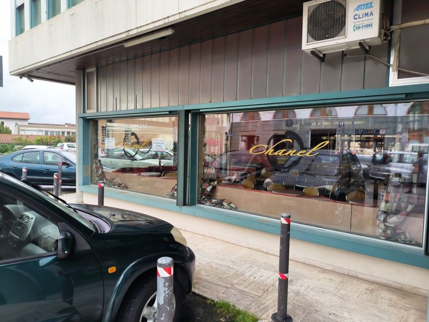 Locale commerciale in vendita a Maniago