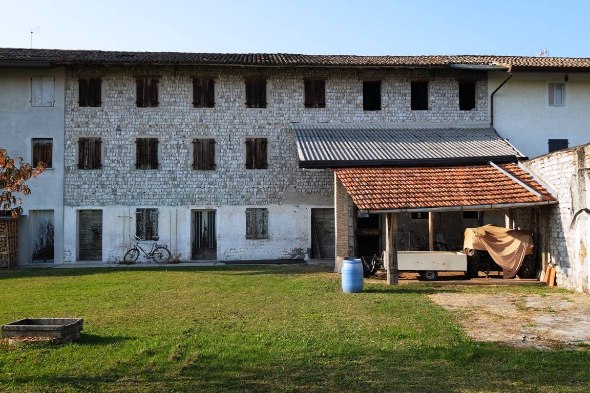 Rustico in vendita a Cordenons