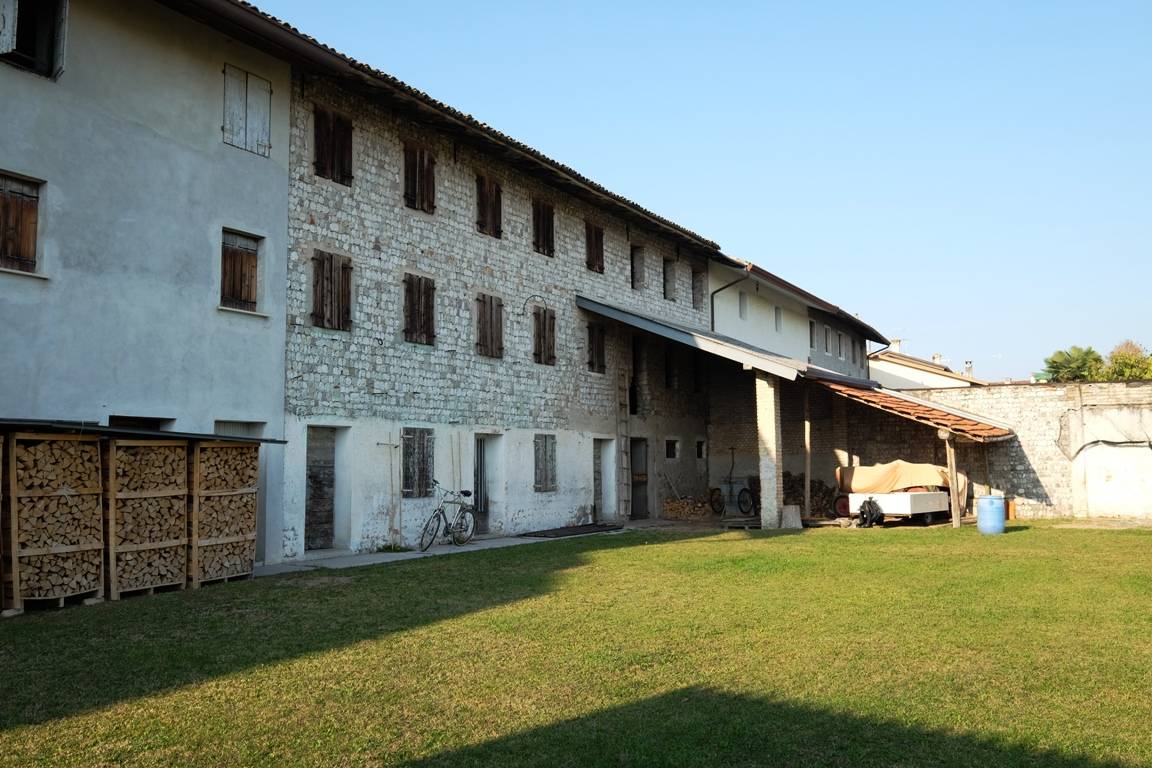 Rustico in vendita a Cordenons