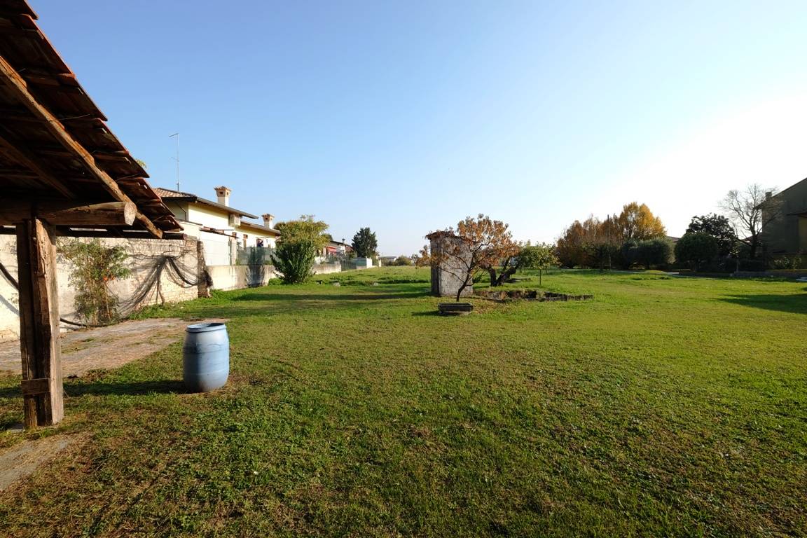 Rustico in vendita a Cordenons