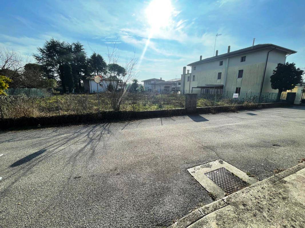 Terreno edificabile in vendita a Cordenons