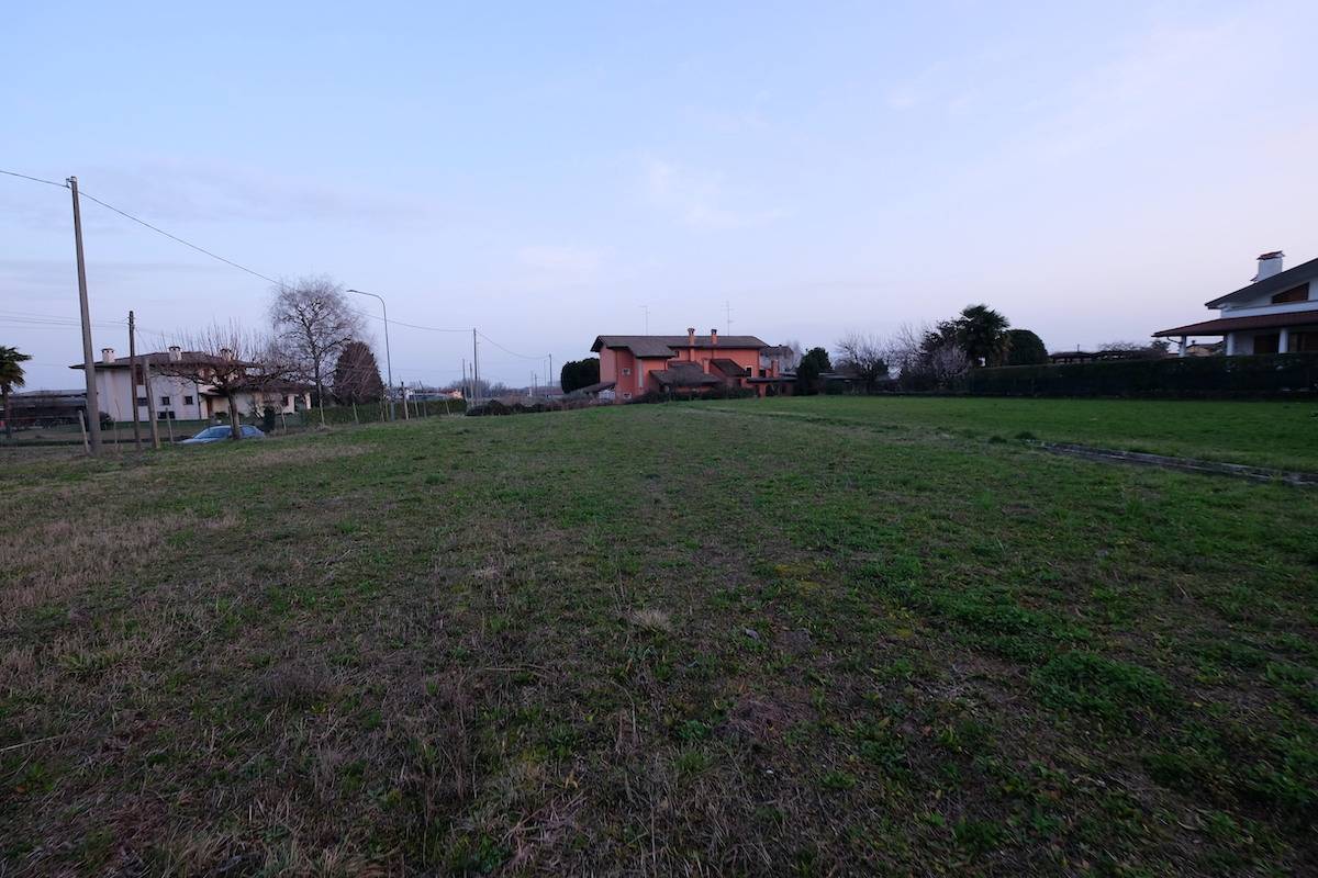 Terreno edificabile in vendita a Cordenons