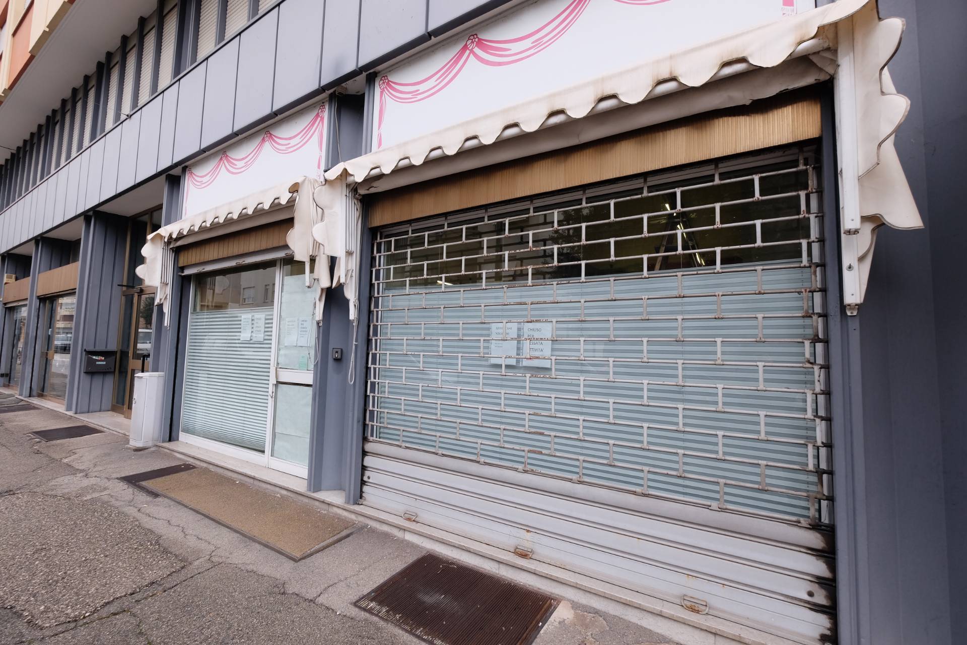 Negozio in vendita a Pordenone, Centro