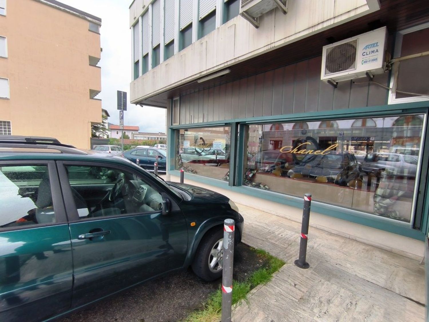 Locale commerciale in vendita a Maniago